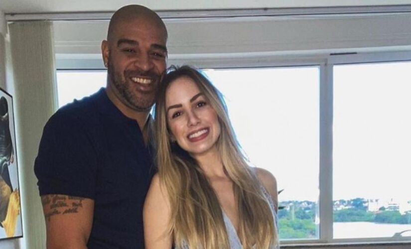 Adriano Imperador e Victoria Moreira