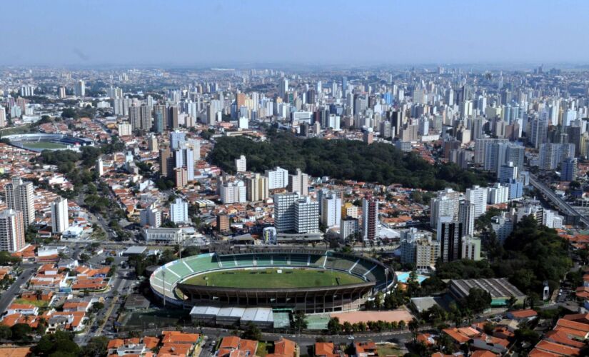 Cidade de Campinas, no interior de São Paulo; segundo Doria, houve uma queda no número de óbitos e internações no Interior 