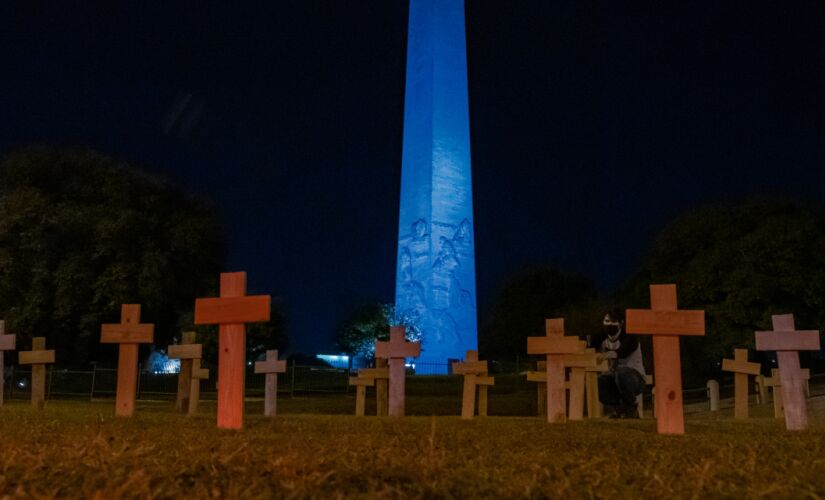 Ato em S&atilde;o Paulo em homenagem &agrave;s v&iacute;timas da Covid-19