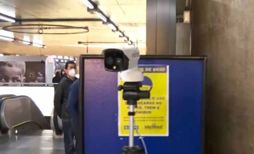 Câmera instalada na estação Sé do Metrô