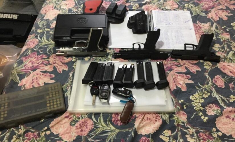 Armas também foram apreendidas pela Polícia Civil na operação em Sorocaba, no interior de SP 