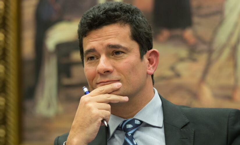 Ex-ministro, Sergio Moro teve o nome ligado a um grupo utilizado para veiculação de pornografia; postagem foi apagada 