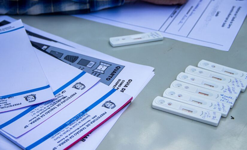 Ainda segundo o boletim da Secretaria de Saúde, 204 pessoas aguardavam resultado de exames e 1.246 casos já haviam sido descartados