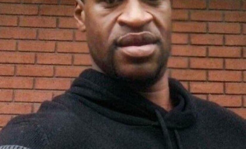  George Floyd, de 46 anos, morreu após um policial pressionar o joelho em seu pescoço por mais de 8 minutos