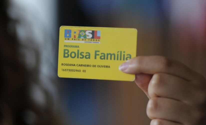 Nesse cenário, nem todo o valor de R$ 18 bilhões previsto para essa parte do Bolsa Família seria usado no próximo ano