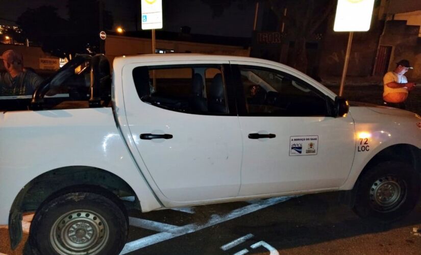 Segundo a autarquia de Sorocaba, a viatura também teria sido danificada pelo agressor 