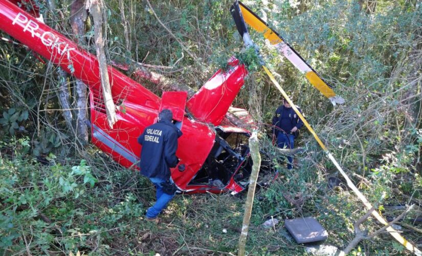 GCM de Ibiúna encontrou 300 kg de pasta base de cocaína em helicóptero que caiu em região de mata; aeronave caiu na segunda-feira 