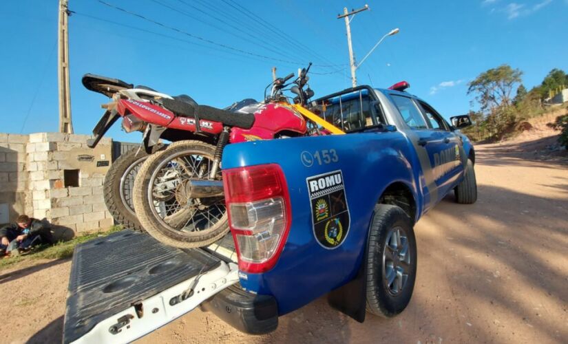 Guarda Municipal de Campo Limpo Paulista apreendeu, na quinta-feira, uma motocicleta que havia sido roubada em estrada