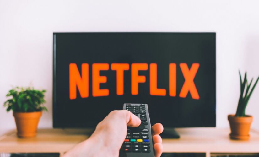 Netflix investe em novos realities de amor e pega&ccedil;&atilde;o. 