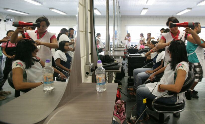 O fechamento dos salões representa mais de 2.500 demissões na região do ABC Paulista