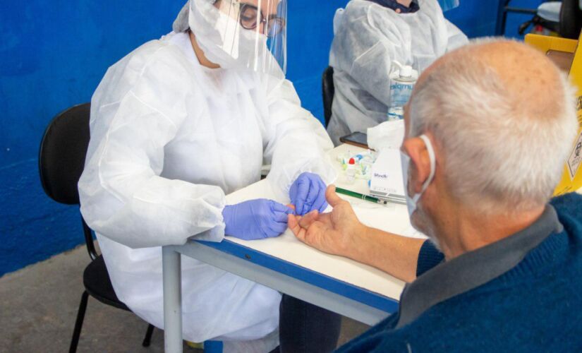 Demanda de testes dispara na capital 