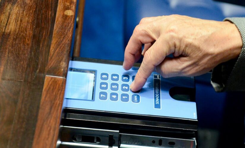 Esta será a primeira votação presencial desde a autorização das sessões remotas