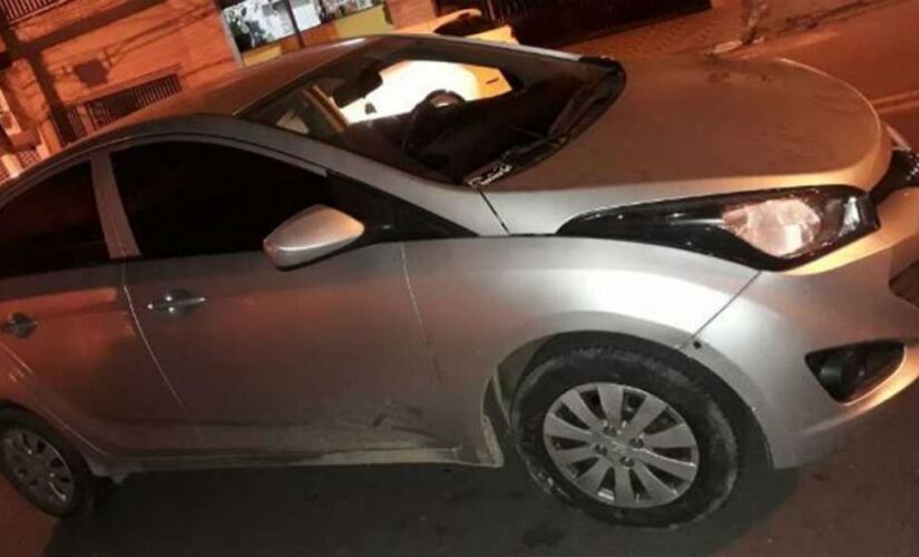 Homens fugiram em um HB20 Prata
