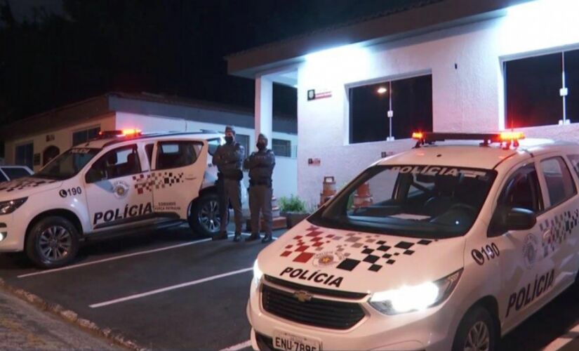 No depoimento, o homem afirmou que foi roubado pela travesti no último domingo (2)