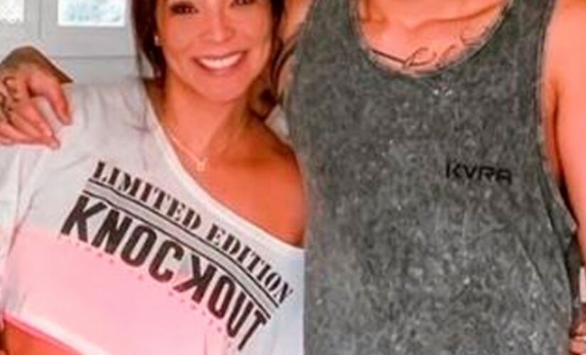 Carol Nakamura e filho