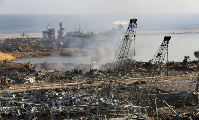 Imagem mostra destruição causada por explosão que atingiu a região portuária de Beirute, no Líbano