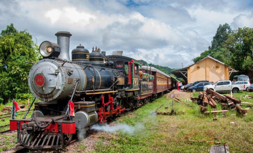 Trem das Termas  Piratuba Parana 
