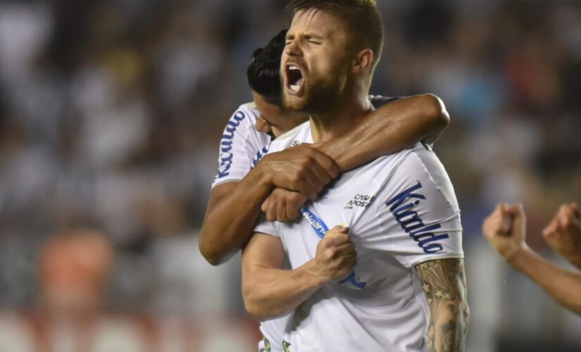 Eduardo Sasha não é mais jogador do Santos Futebol Clube

