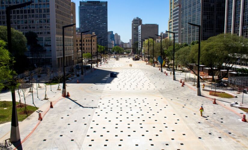 Vale do Anhangabaú, na região central,  durante obras de revitalização