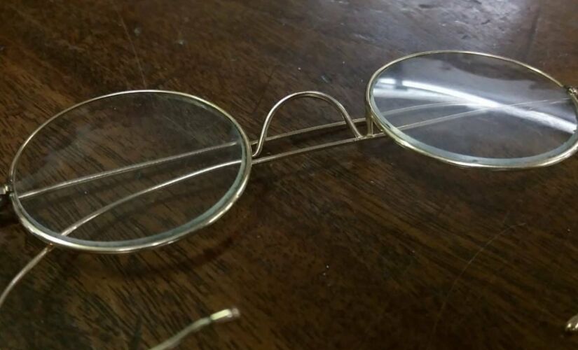 O pacifista indiano já teve vários de seus pertences leiloados 