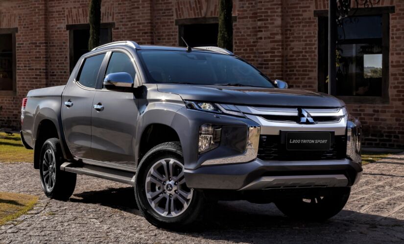 A Triton vem com motor 2.4 turbodiesel de quatro cilindros