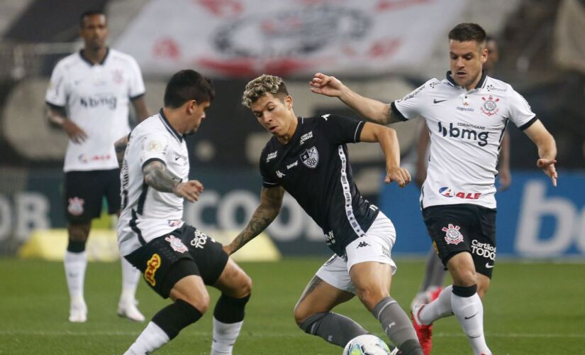 Com o resultado, o Botafogo chegou a oito pontos e enfrenta o Athletico na próxima quarta-feira (9), às 19h30, na Arena da Baixada, em Curitiba (PR)