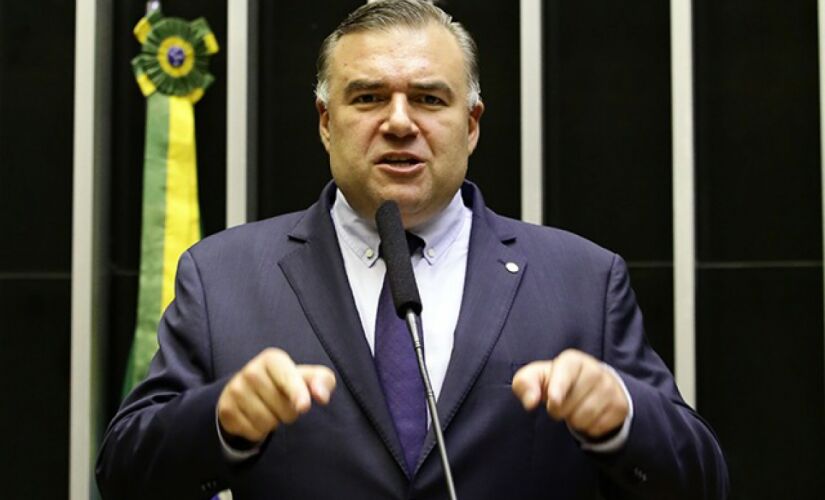  O deputado Ney Leprevost (PSD-PR) é o autor do projeto