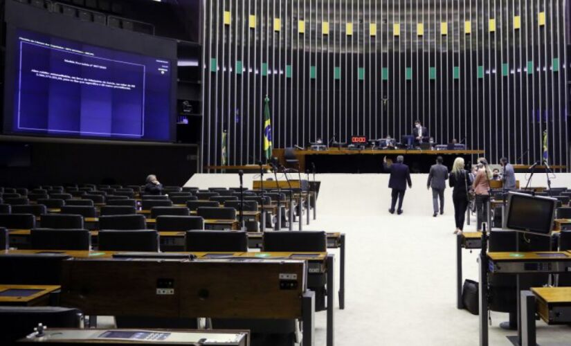 Câmara deve votar modificações no Código de Trânsito; sessão está marcada para a próxima quinta-feira, às 10 horas