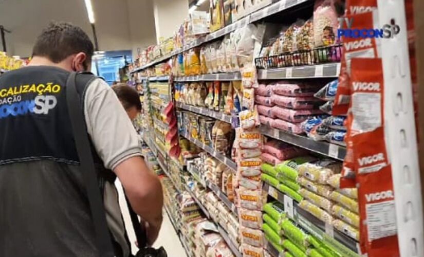 Segundo o órgão, os maiores preços encontrados em produtos da cesta básica foram: R$ 27,90 no arroz tipo 1 e R$ 7,73 no óleo 