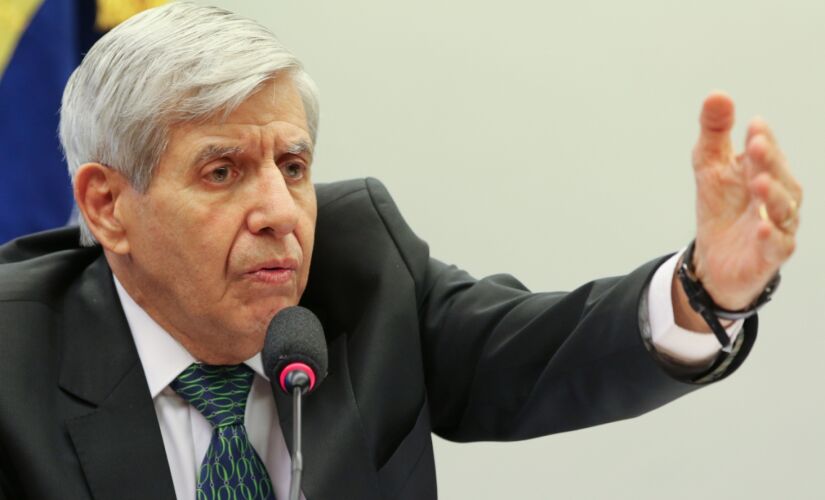 O ministro do Gabinete de Segurança Institucional (GSI), Augusto Heleno falou sobre a política ambiental 