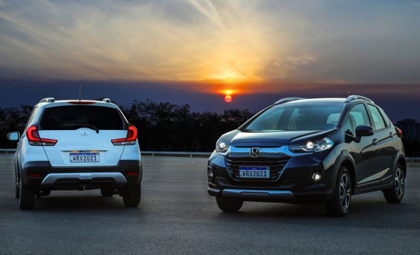 O WR-V entra no mercado em três versões, a LX, EX e a top EXL