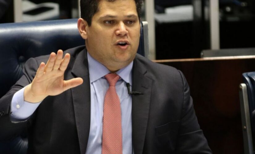O presidente da Comissão de Constituição e Justiça do Senado, Davi Alcolumbre (União Brasil-AP)