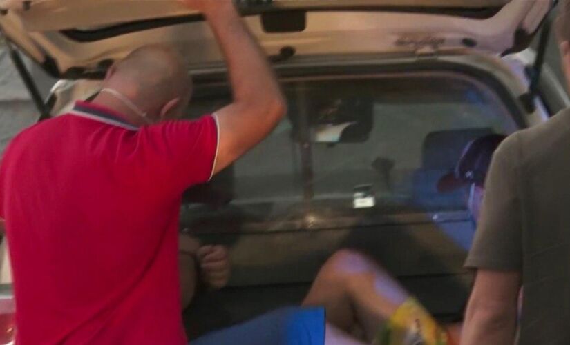 A polícia está tentando localizar o restante dos integrantes
