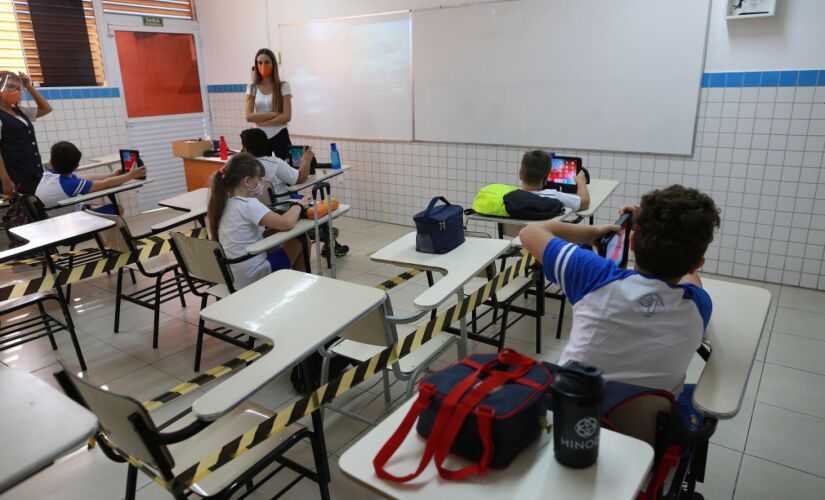 Aula em escola de Campinas, no interior de S&atilde;o Paulo