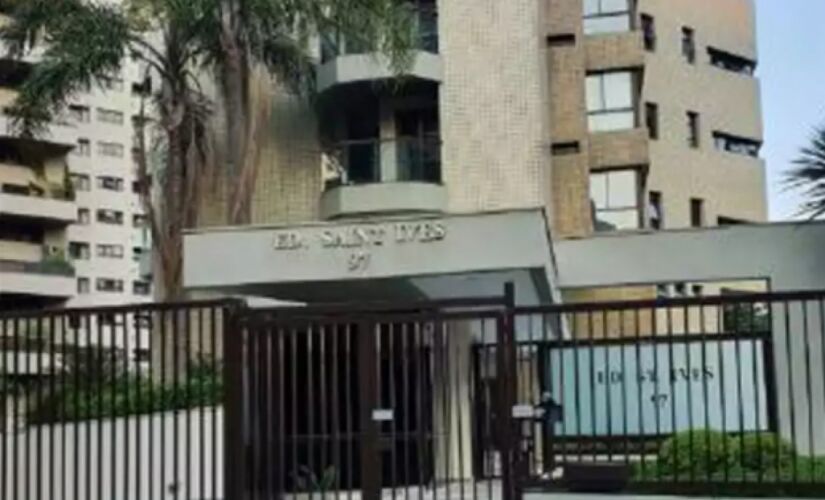 Entre os lotes há casas, apartamentos, terrenos, galpões e áreas rurais