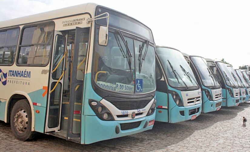 Segundo informações do Sindicato, a empresa tirou os ônibus de circulação alegando falta de combustível