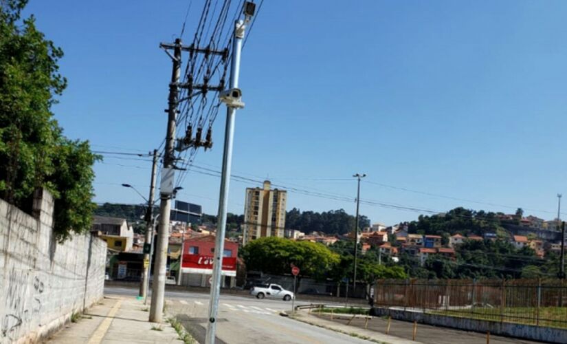 Câmeras de videomonitoramento foram instaladas na entrada do bairro 