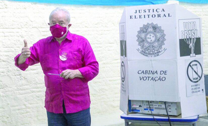 Ex-presidente Lula votou em S&atilde;o Bernardo do Campo 