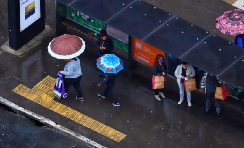 A temperatura mínima em São Paulo deve ser de 15°C, e a máxima, de 20°C