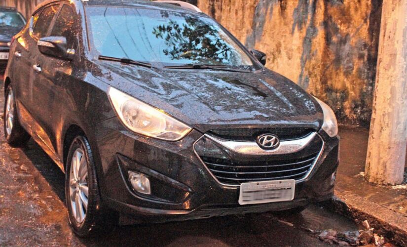 Carro do PM rodoviário foi captado por câmeras na região do crime e está apreendido

