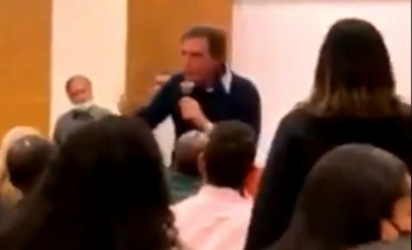 Momento em que o prefeito do Rio, Marcelo Crivella, xinga Jo&atilde;o Doria, governador de S&atilde;o Paulo