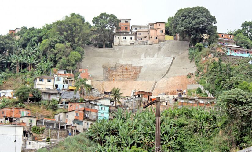 Muitas mães de famílias estão sob ameaça de despejo por conta do impasse