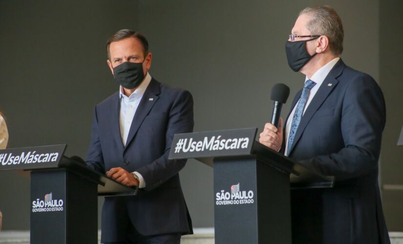 João Doria, governador de São Paulo, durante entrevista coletiva na tarde desta quinta-feira