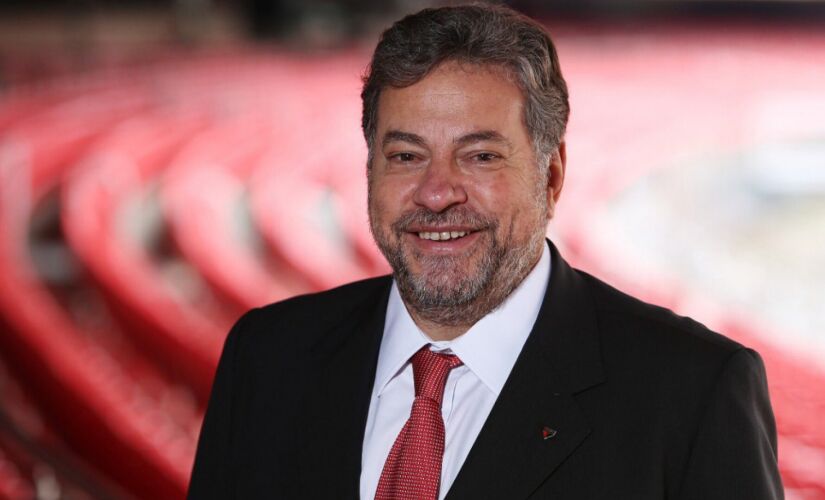 Por 155 votos a 78, com um em branco, Julio Casares derrotou neste sábado Roberto Natel em uma eleição realizada por meio de sistema drive-thru