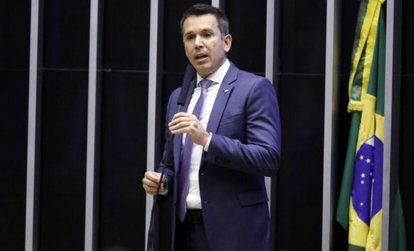 O deputado Felipe Carreras (PSB-PE) é o autor da proposta