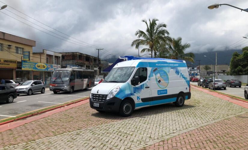 A van ficará estacionada em frente às agências da Sabesp