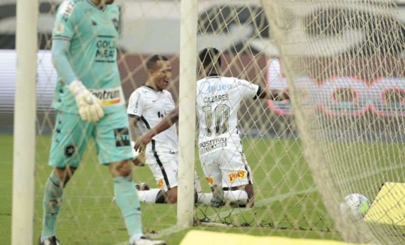 Esta foi a primeira vez na história na qual o Timão superou o Glorioso no estádio