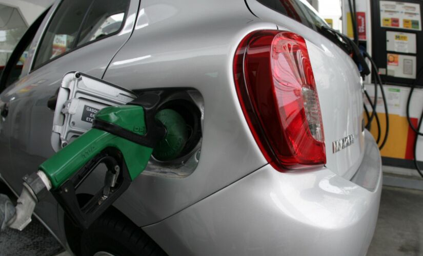 Empresa faz levantamento do preço do litro da gasolina na Capital