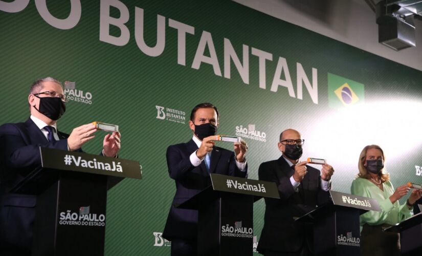 João Doria apresentou durante coletiva de imprensa os resultados da  vacina CoronaVac
