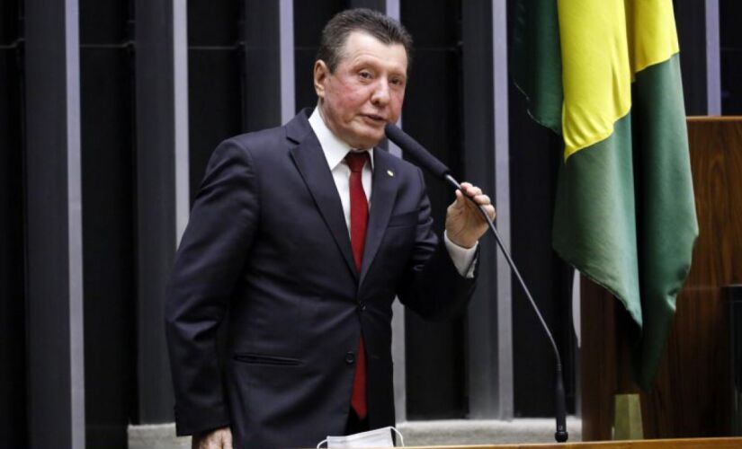 O deputado José Nelto (Pode-GO) é o autor da proposta